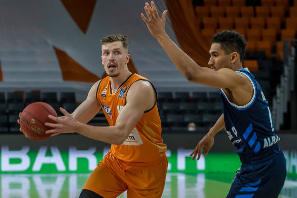 运动员在职 运动员在职