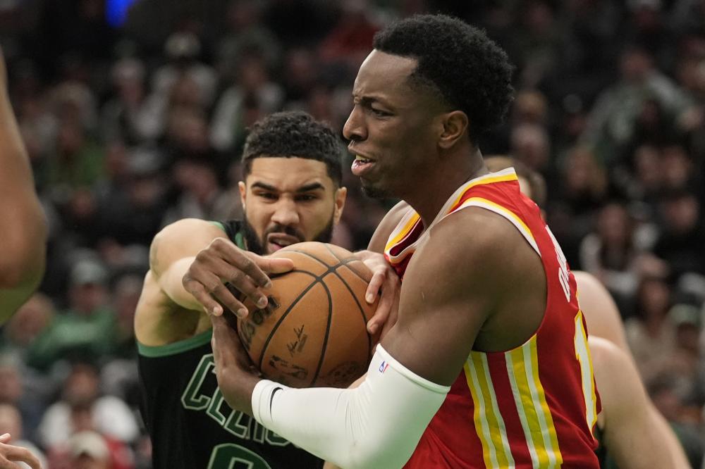 小两口的打 小两口的打